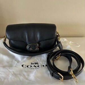 Coach Pillow Tabby 18 - Black